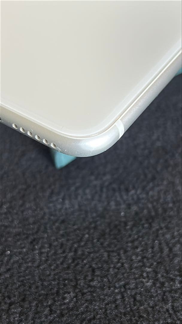 綺麗⚫︎Apple iPhone SE 第2世代 64GB 本体