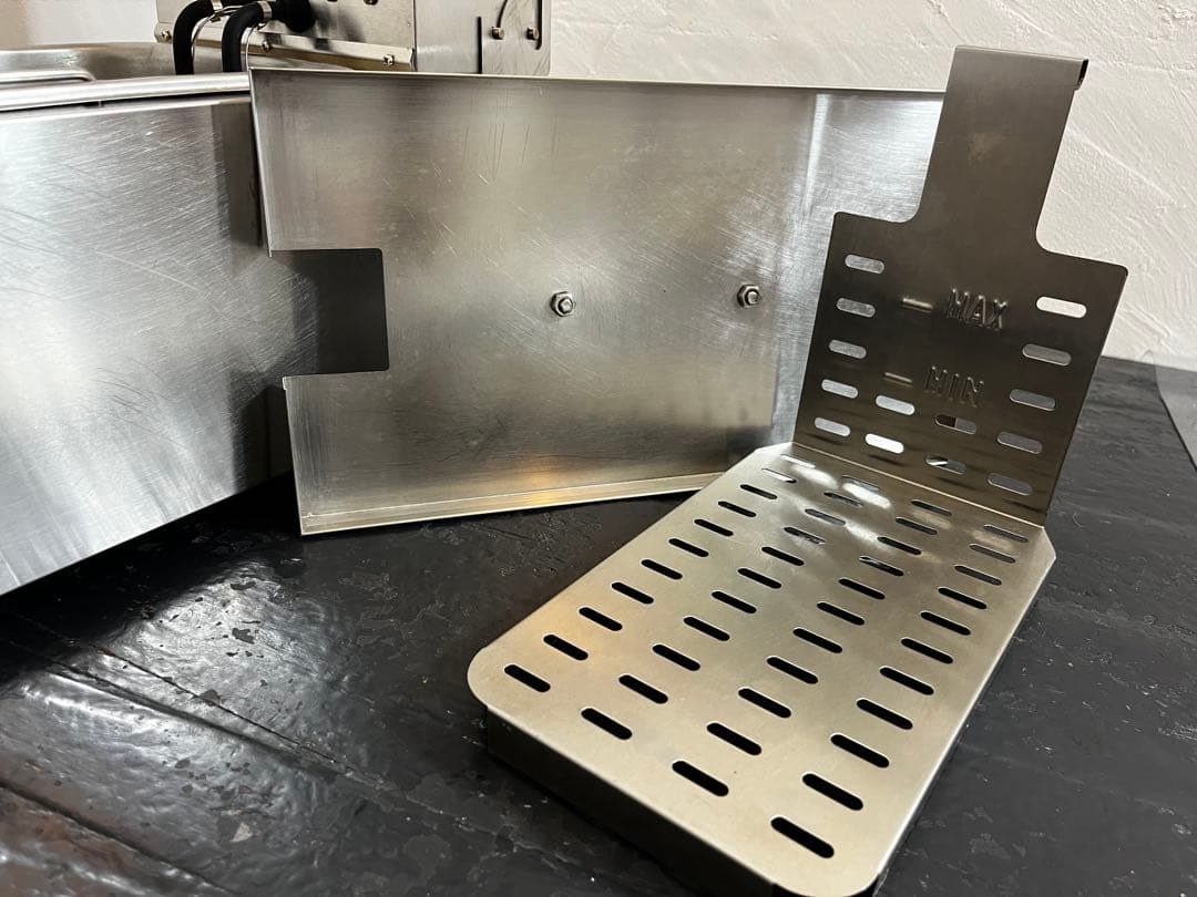 【まぁ】KIPROSTAR 業務用 卓上電気フライヤ4L 交換用油層付き