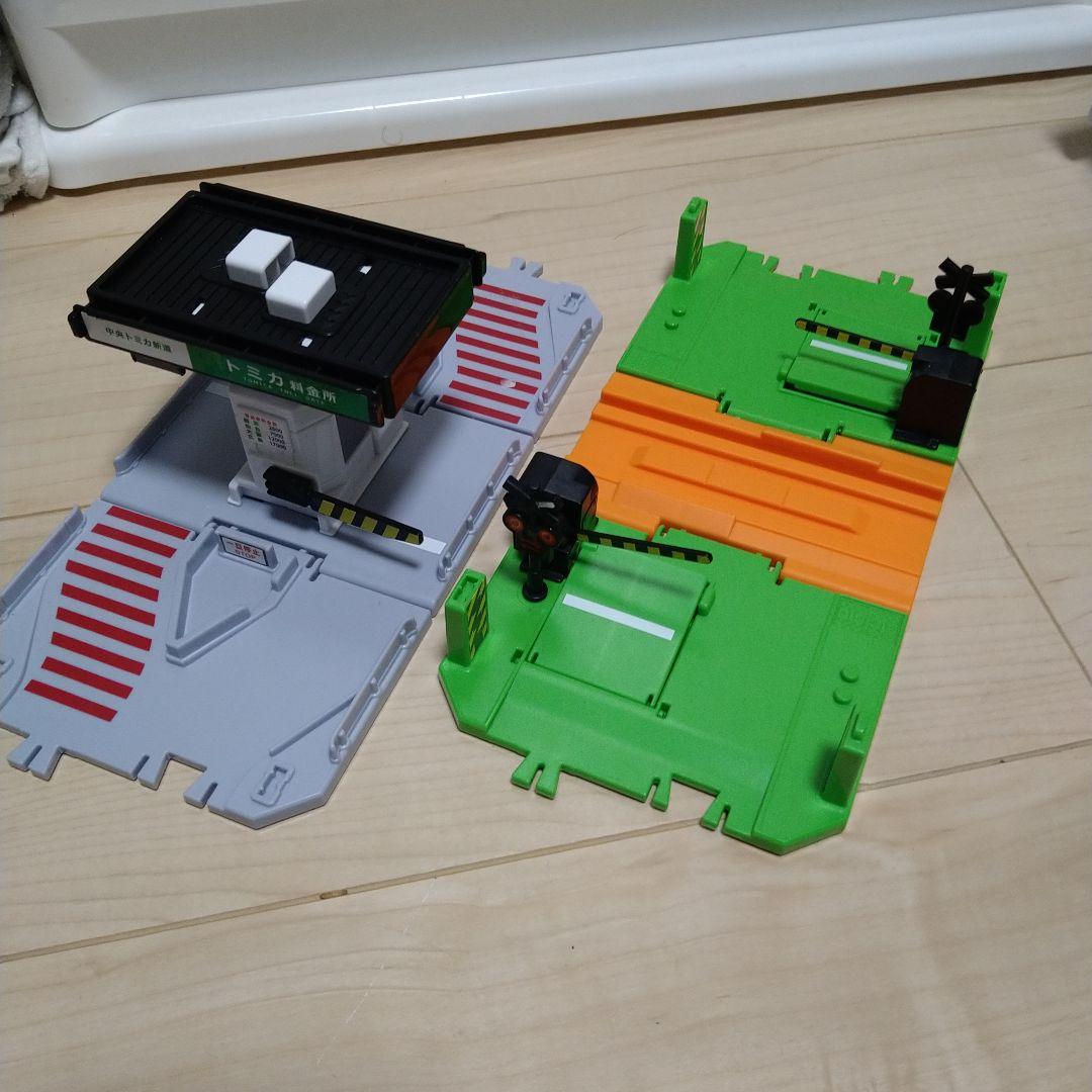 トミカ　トミカタウン　セット　プラレール
