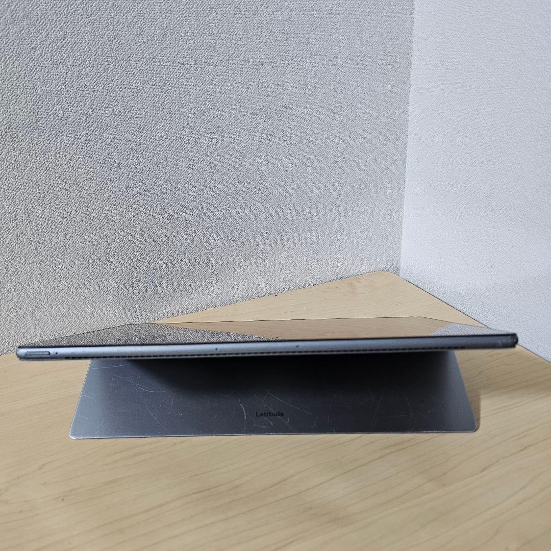 Latitude 7320 ／Surface pro 8 ライバル機