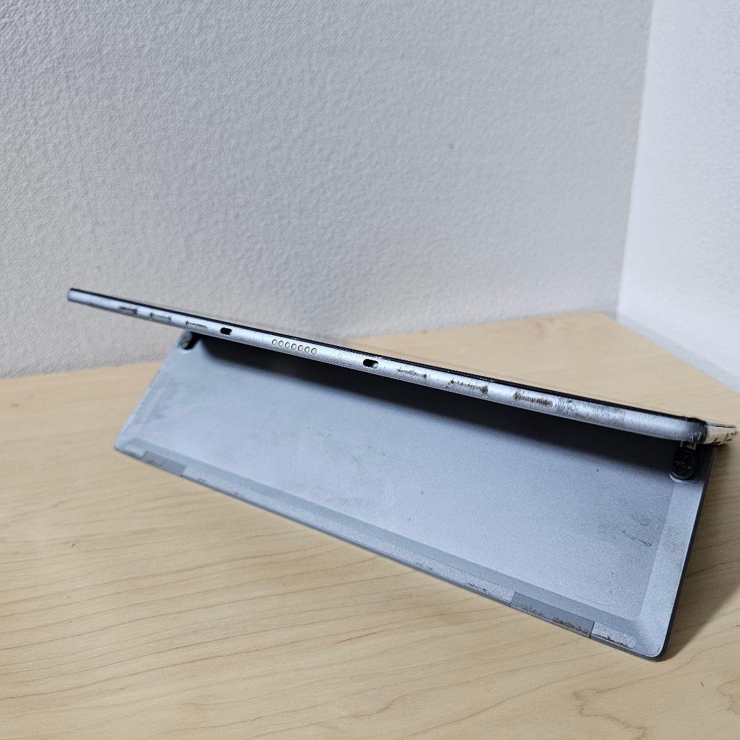 Latitude 7320 ／Surface pro 8 ライバル機