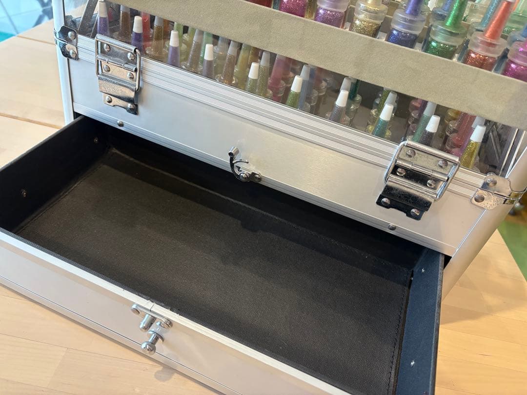 ボディジュエリー⭐︎グリッター100本セット　専用アルミケース付き