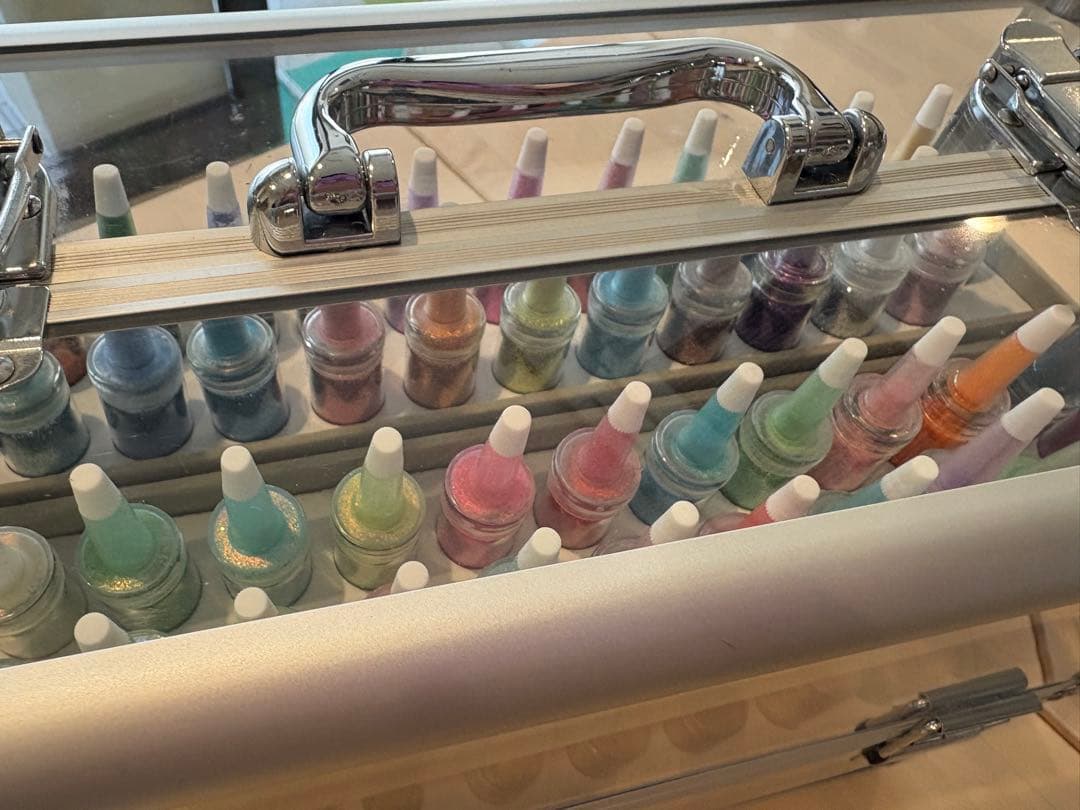 ボディジュエリー⭐︎グリッター100本セット　専用アルミケース付き