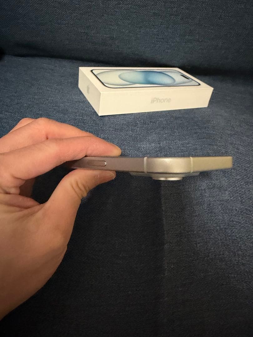 iPhone15 256GB 値下げしました