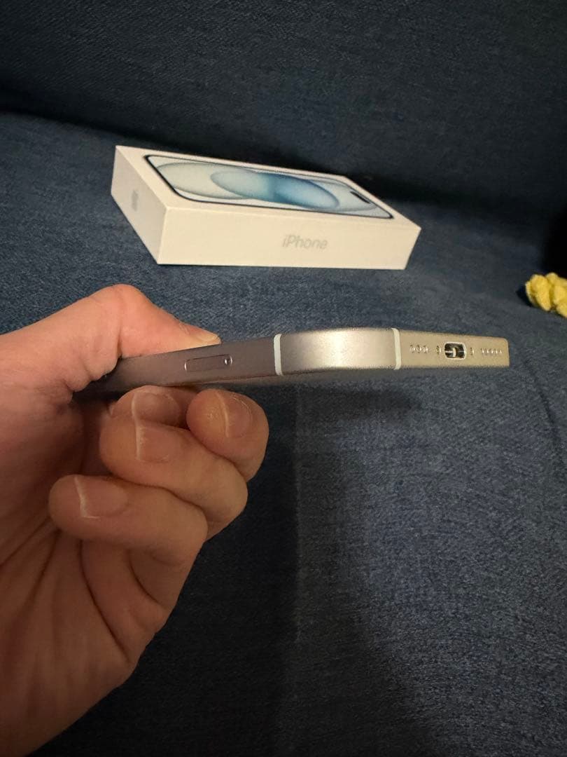 iPhone15 256GB 値下げしました