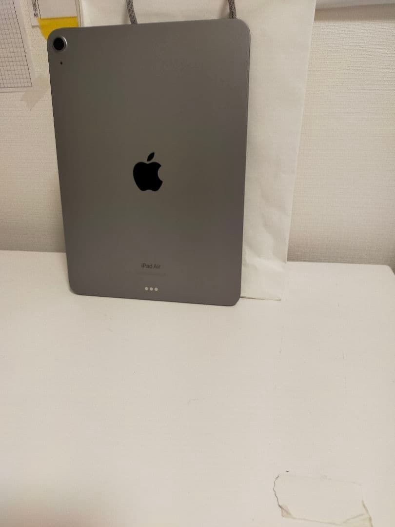 Apple iPad M2エアー　スペースグレー 本体
