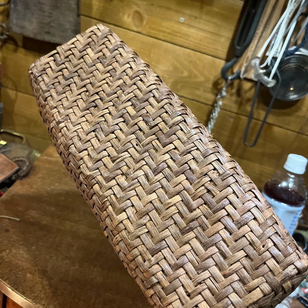 ピーコヴィンテージ　山葡萄蔓バック