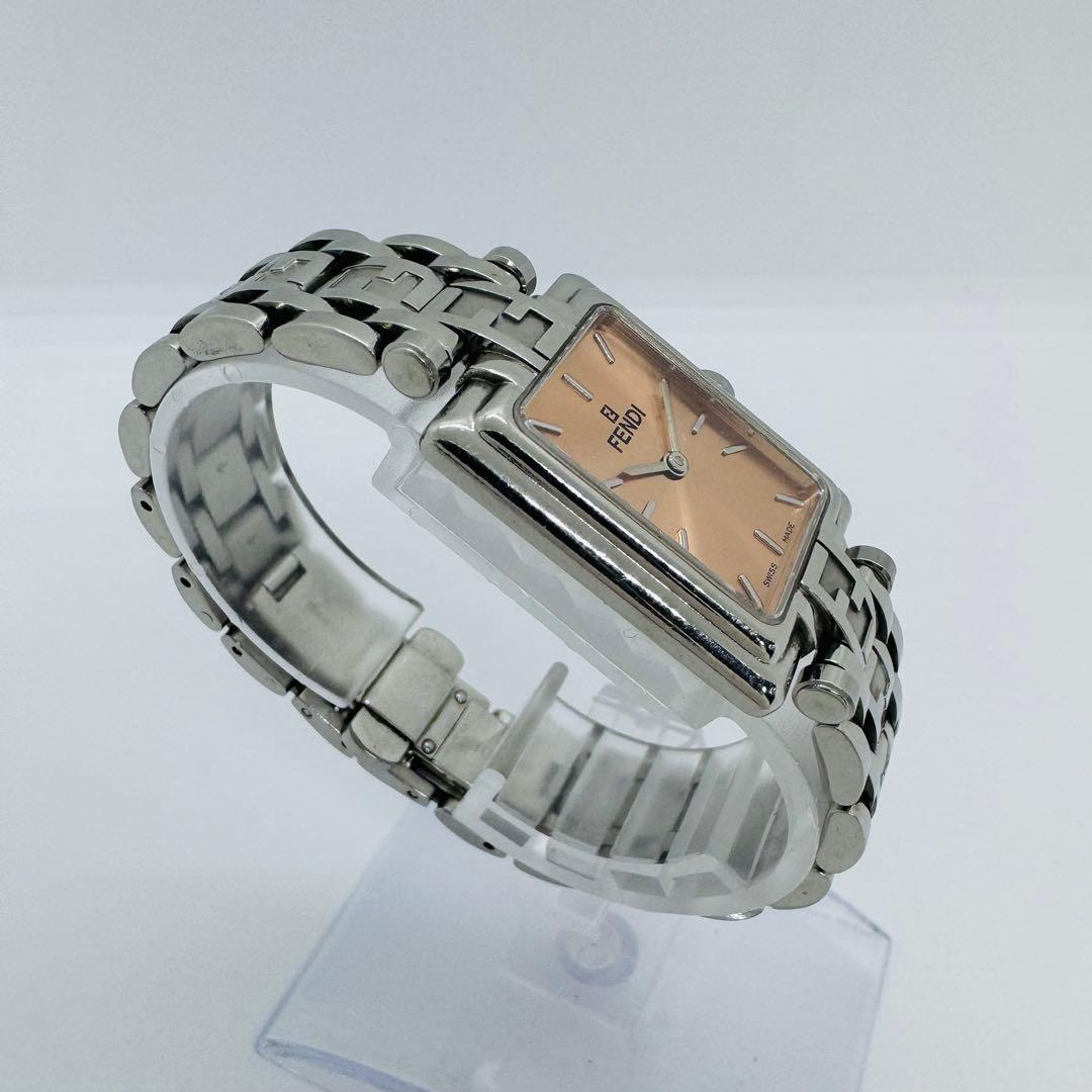 ✨FENDI✨フェンディ✨710L✨サーモンピンク文字盤✨クォーツ✨腕時計✨