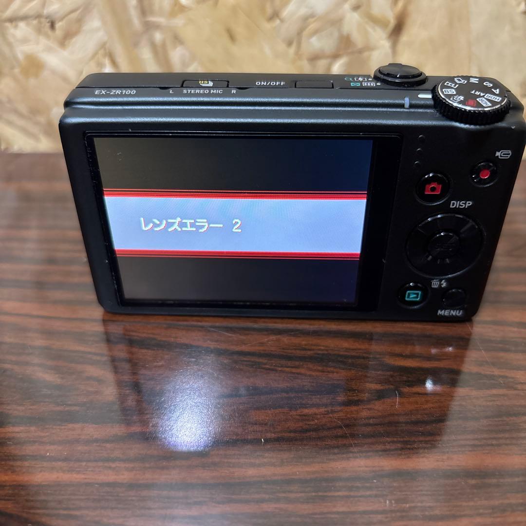 【ジャンク品】カシオ　デジカメ　CASIO EXILIM EX-ZR100