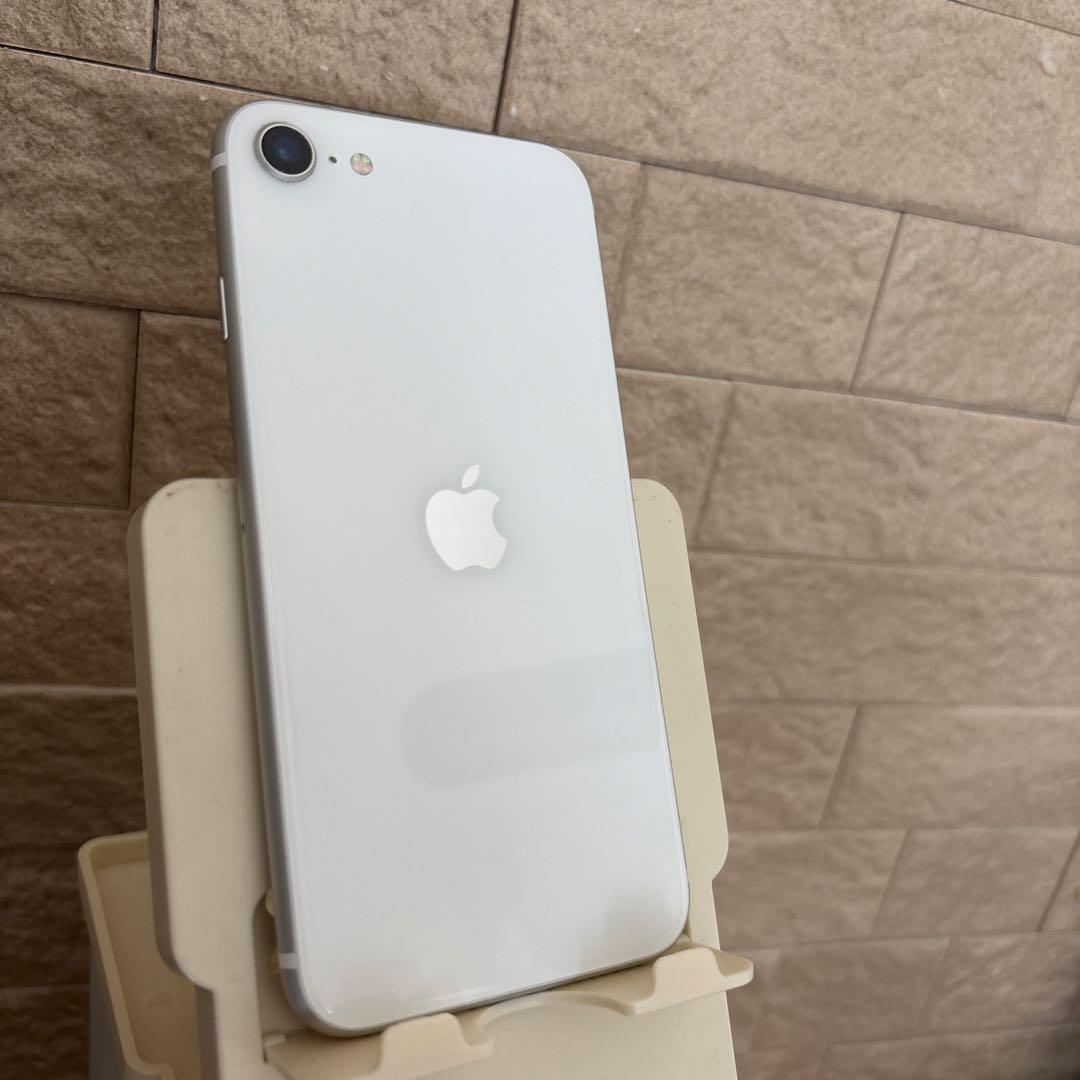 iPhone SE（第2世代）64GB ホワイト本体のみ SIMフリー