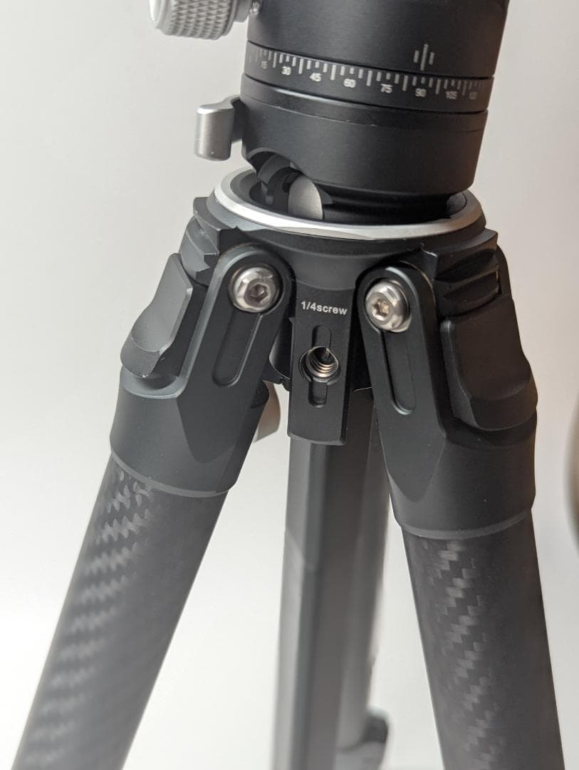 【新品同様品】Ulanzi ZERO V ビデオ用カーボントラベル三脚