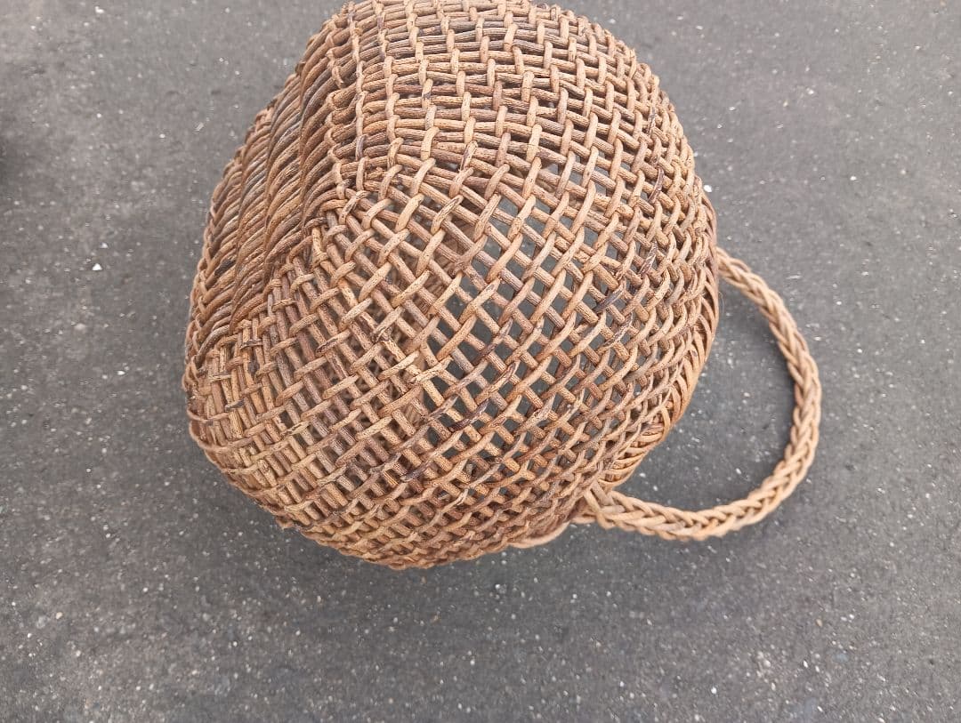 あけび　持ち手つきかご　あけびかご　古道具