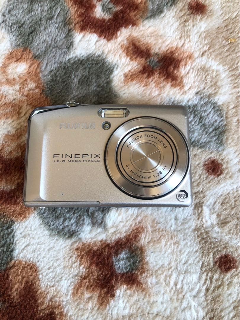 FUJIFILM FinePix F50fd ジャンク