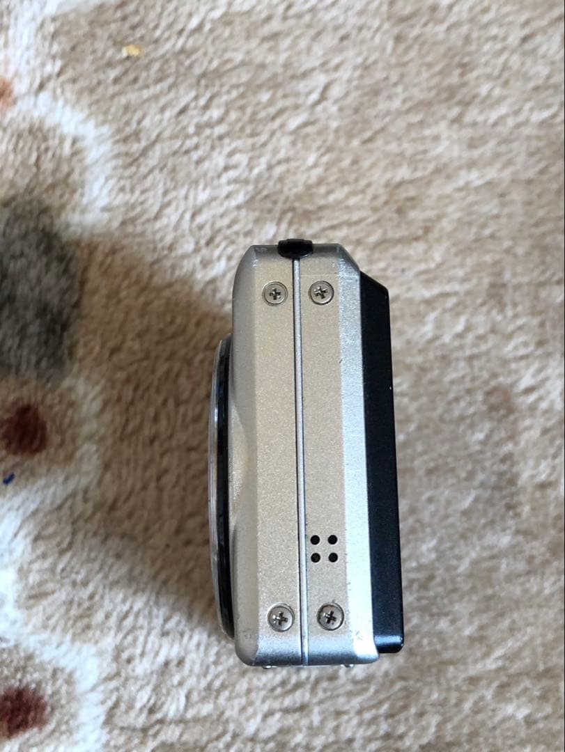 FUJIFILM FinePix F50fd ジャンク