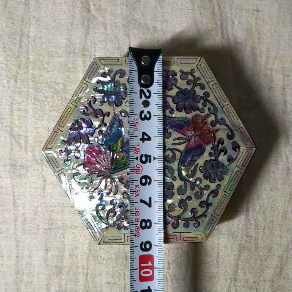 新品未使用 韓国伝統工芸品 螺鈿細工 ミニ小物入れ 宝石箱 螺鈿 六角形 蝶々