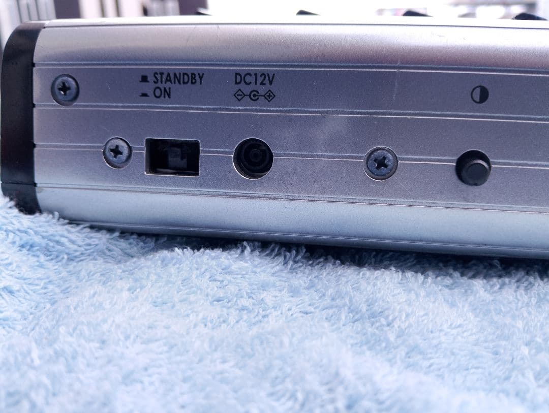 J*k様 コルグ　R3 シンセサイザー　中古
