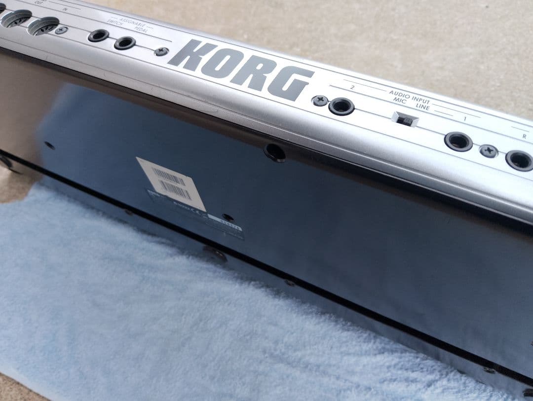 J*k様 コルグ　R3 シンセサイザー　中古