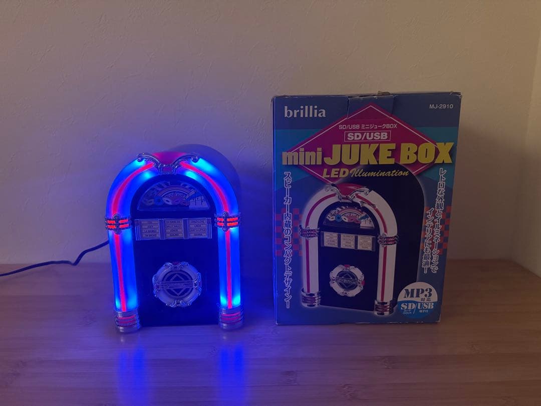 【訳あり品】ジュークボックス型照明インテリアUSB/SD/MP3プレーヤー　雑貨
