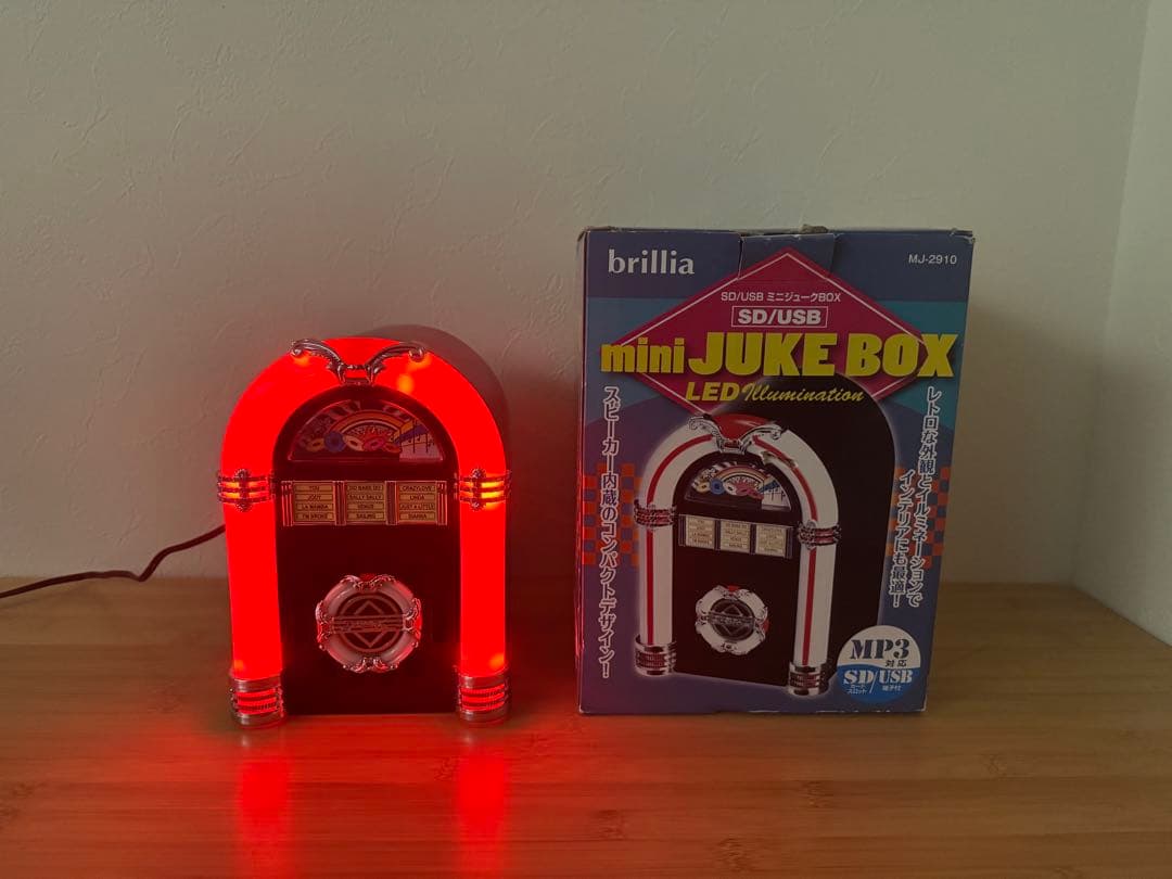 【訳あり品】ジュークボックス型照明インテリアUSB/SD/MP3プレーヤー　雑貨