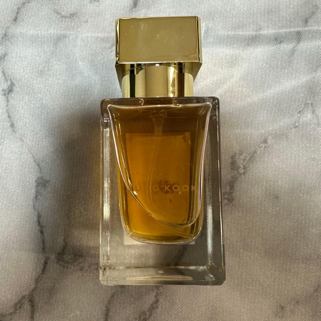 BTS JUNGKOOK ジョングク GOLDEN 香水 購入特典フォトカード付