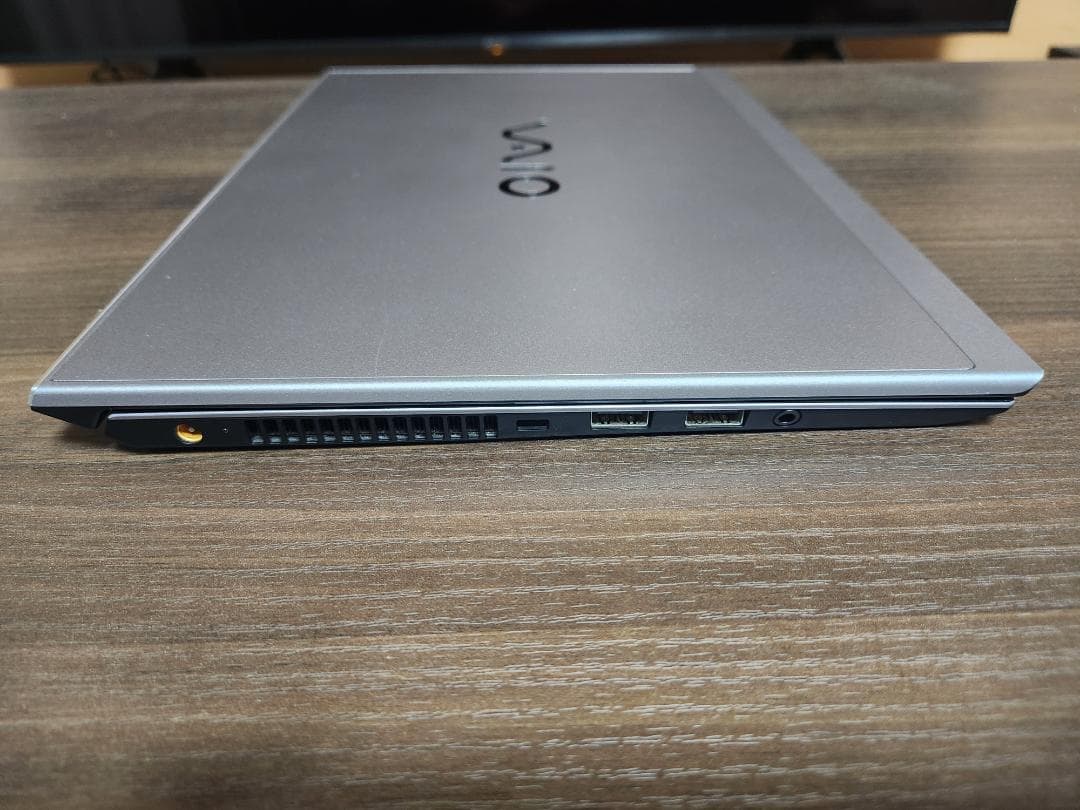 美品 VAIO SX14 i7-1065G7 16GB 512GB 4K液晶