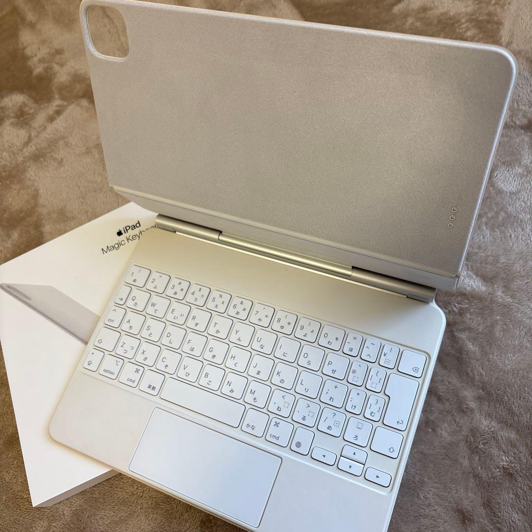 11インチ iPad Magic Keyboard