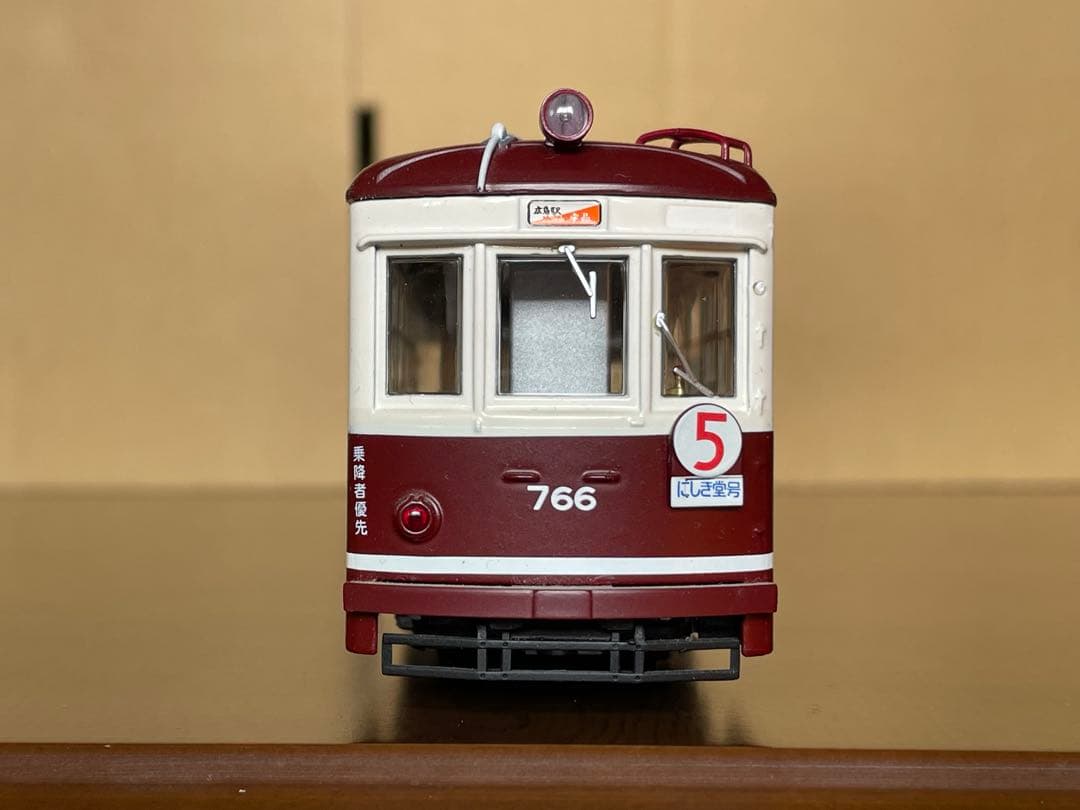 TOMICA LIMITED VINTAGE 広島電鉄もみじ号750形 西部警察