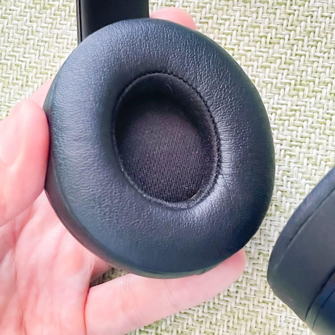 【美品】Beats Solo3 ワイヤレスヘッドホン【キズ破れなし】