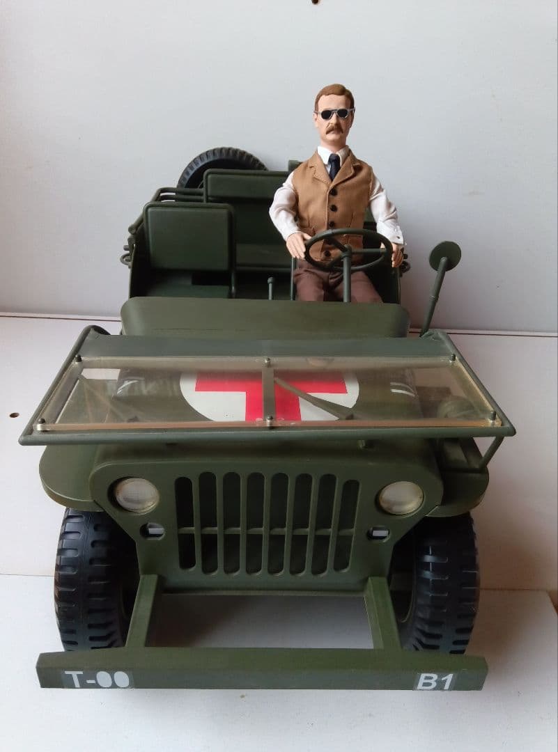 1/6 ジープ