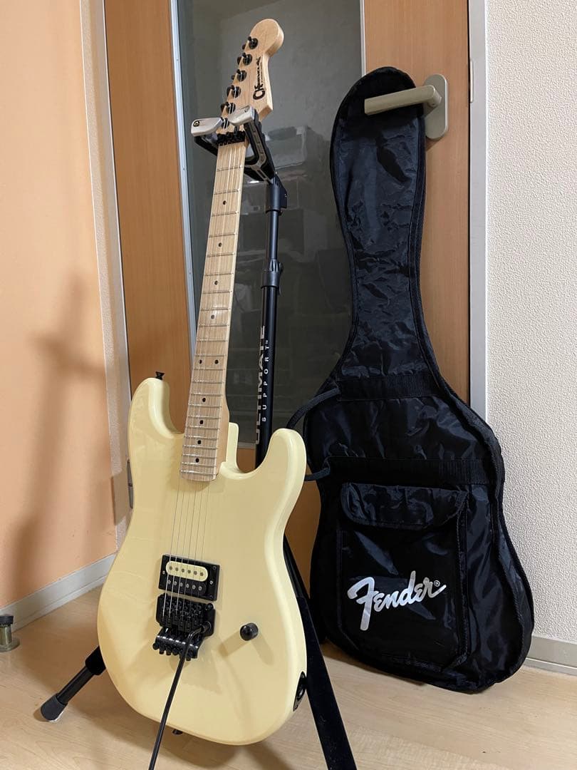 未使用新品 charvelタイプ エレキギター レプリカ品