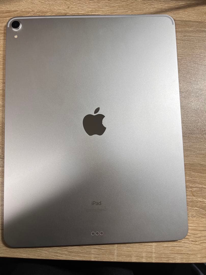 【美品】iPadpro12.9第三世代256GB ApplePencil付き