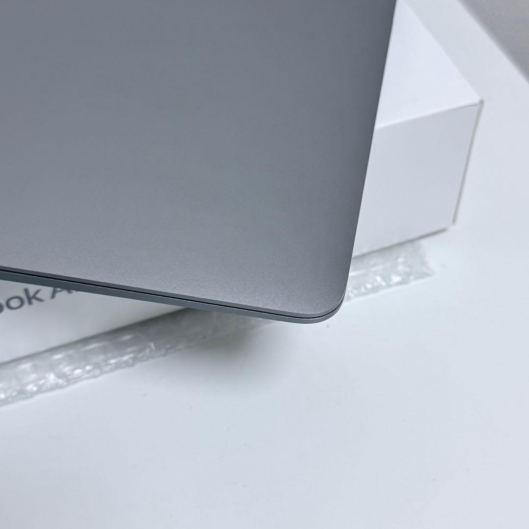MacBook Air M1 8GB 256GB バッテリー良好　美品