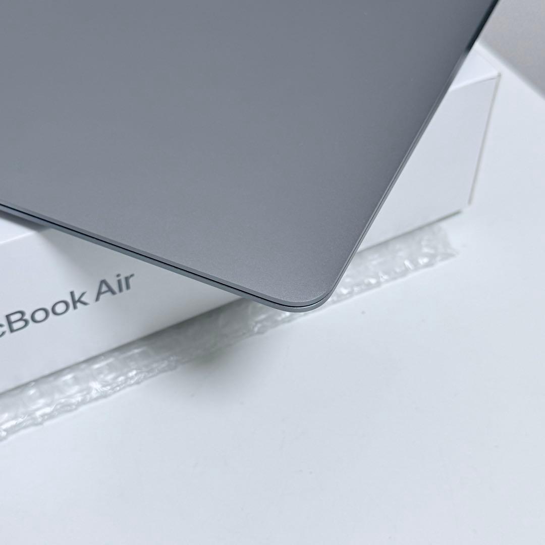 MacBook Air M1 8GB 256GB バッテリー良好　美品