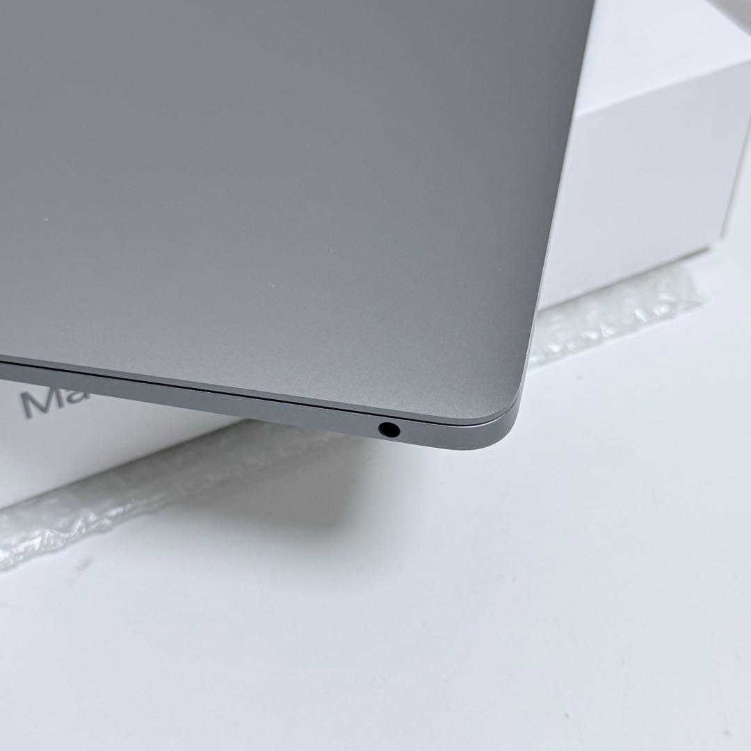MacBook Air M1 8GB 256GB バッテリー良好　美品