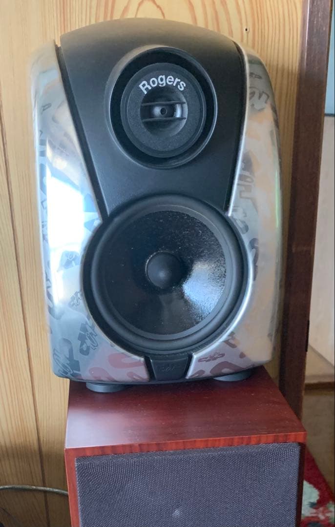 英国ロジャース•スピーカーDB101