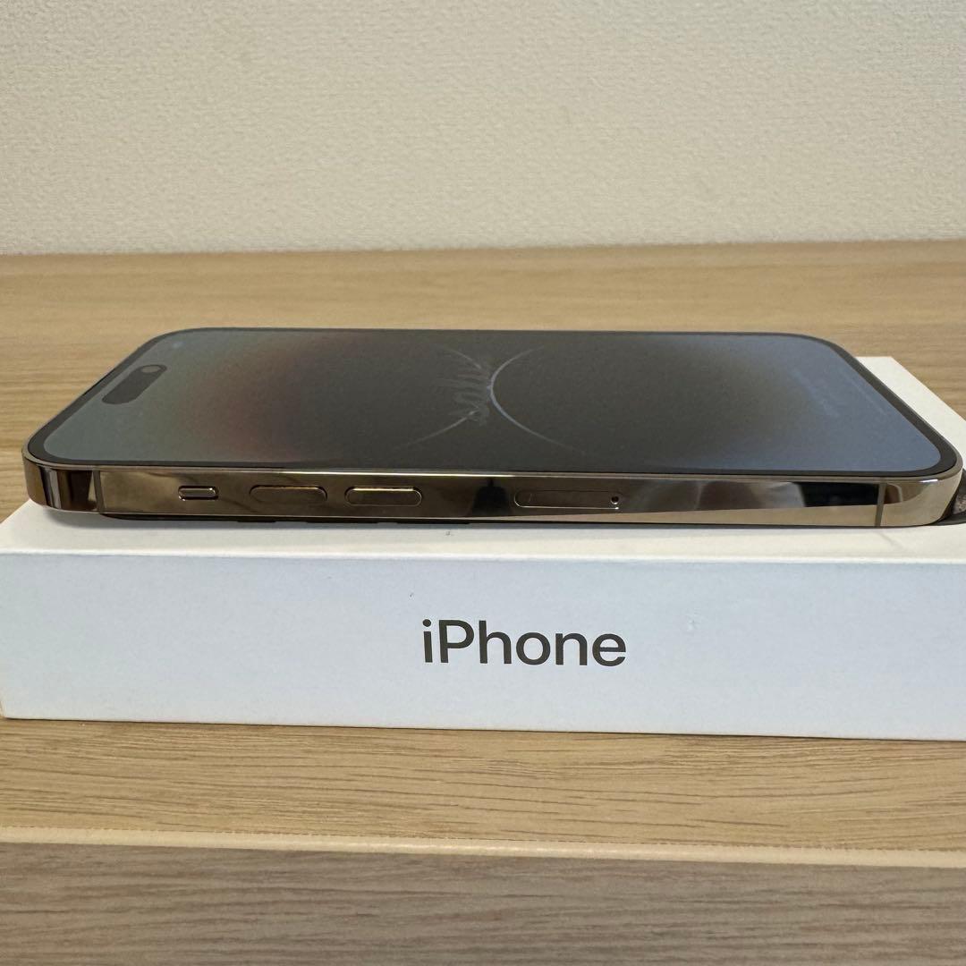 iPhone 14 pro 256GB ゴールド　SIMフリー