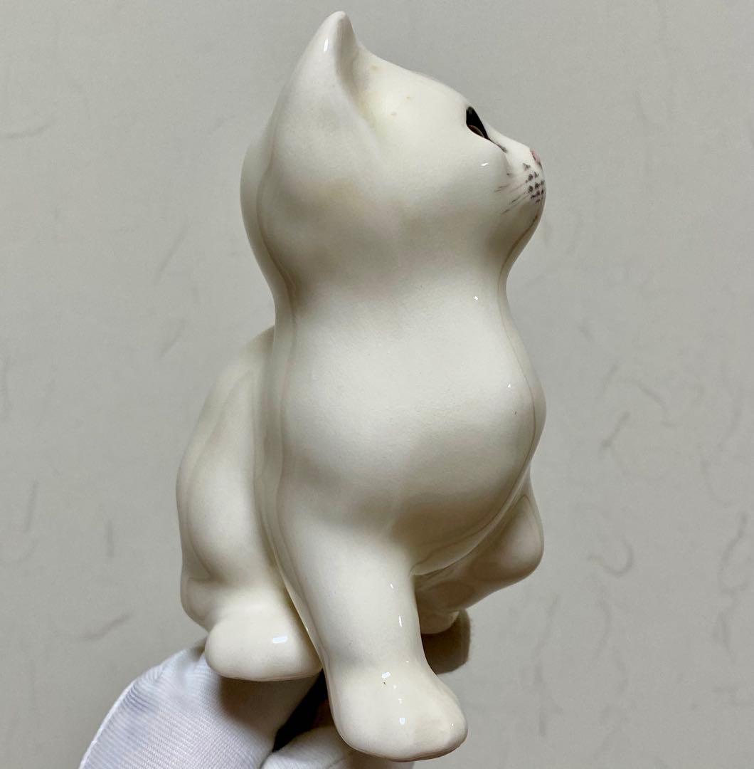 ウィンスタンレイキャット　ケンジントンキャット　初期作品　白猫仔猫
