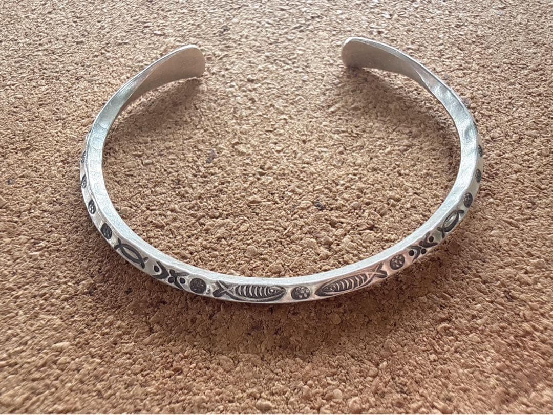 カレンシルバー オープンバングル