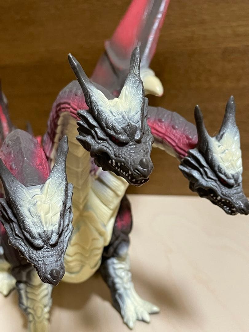 バンダイ 宇宙超魔獣 デスギドラ ソフビ 東宝 モスラ 1996