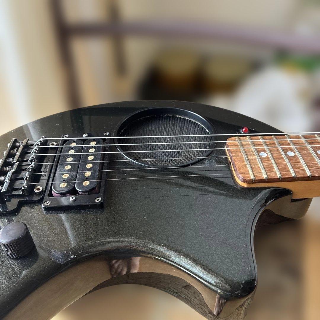 Fernandes zo-3芸達者ブラック エレキギター 内蔵スピーカー付き