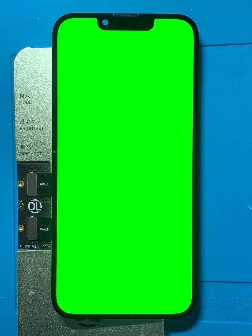 iPhone 13純正再生パネル13-320