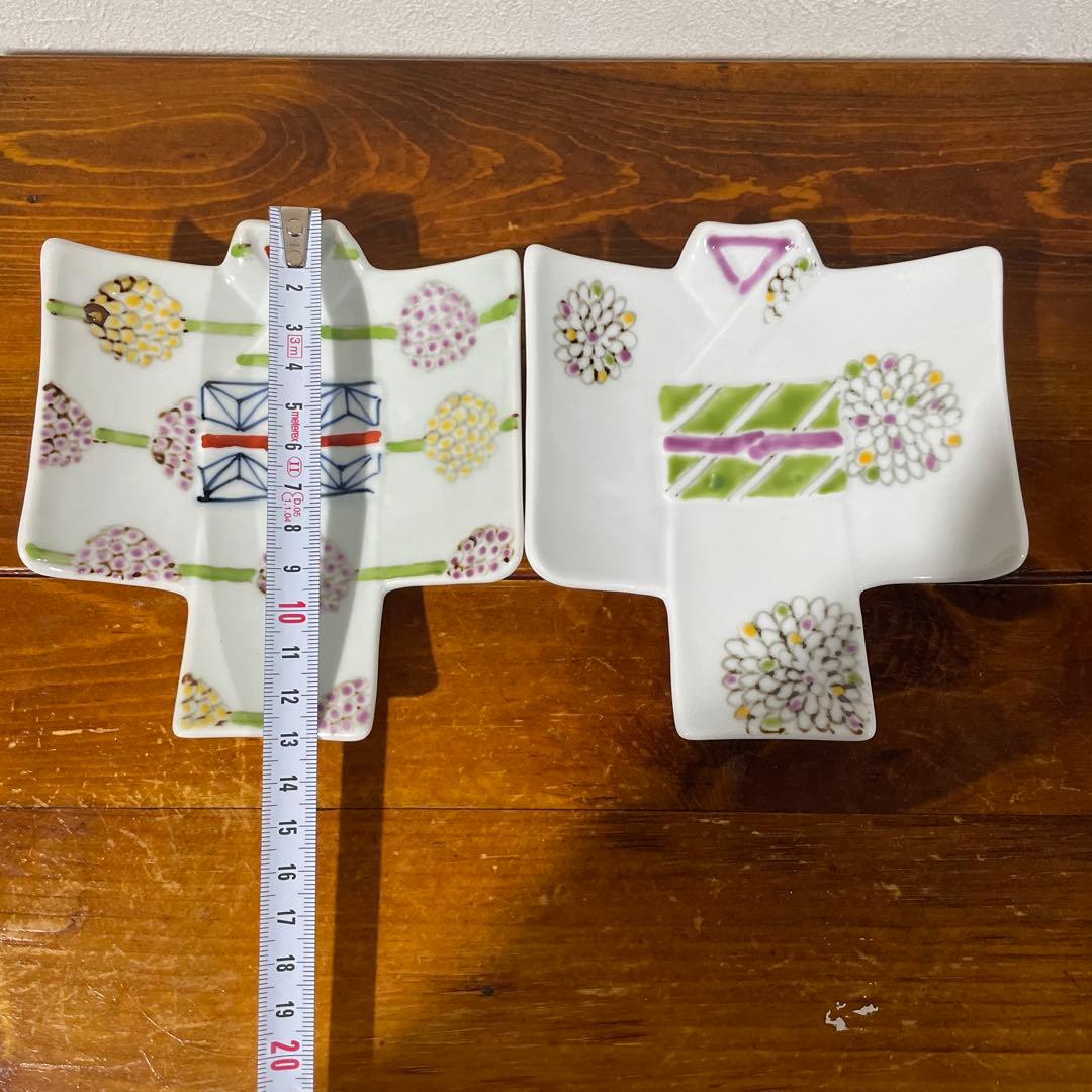 【レア・新品・未使用】西富陶磁器＆伊万里焼 徳七窯 着物銘名皿 手まり花＆色絵菊