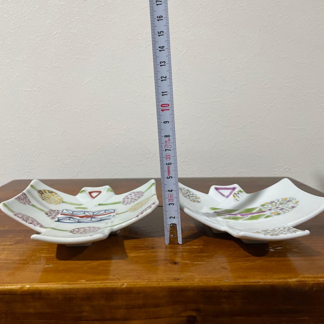 【レア・新品・未使用】西富陶磁器＆伊万里焼 徳七窯 着物銘名皿 手まり花＆色絵菊