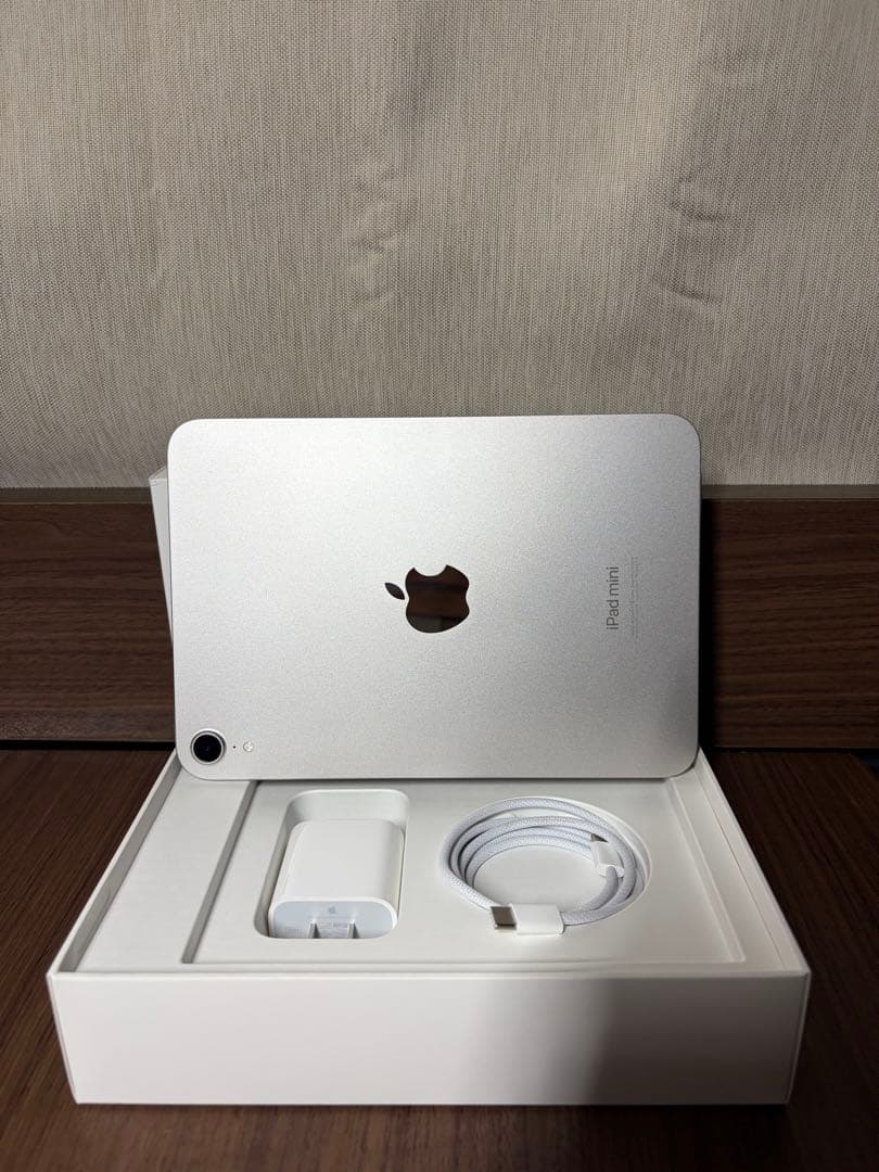 iPad mini (A17 Pro) Wi-Fi 128GB スターライト