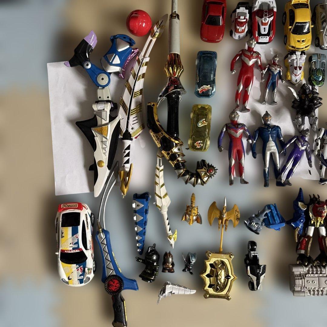 P*G様 特撮フィギュア・ミニカー 大量まとめ売り ウルトラマン 仮面ライダー