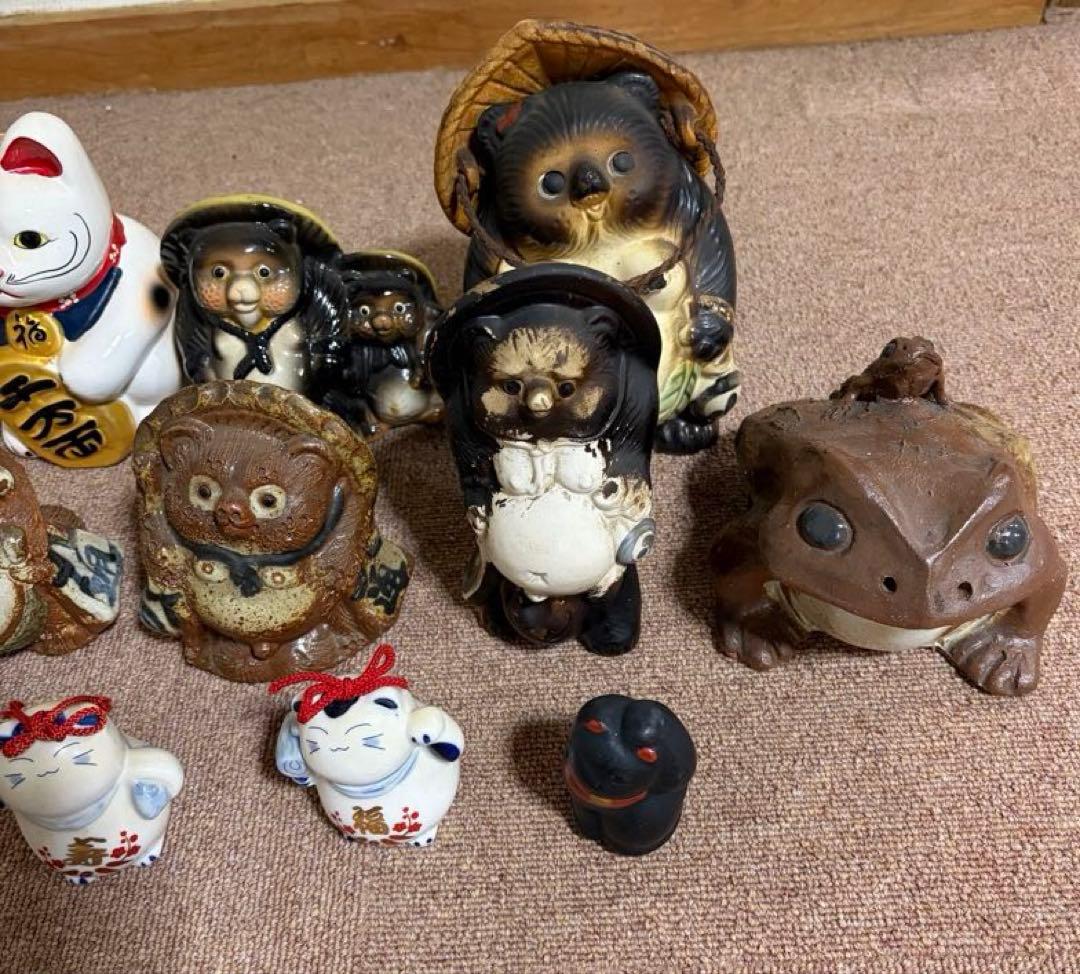 信楽焼 狸の置物 たぬき 招き猫のコレクション 招き猫 カエル 置物 まとめ売り