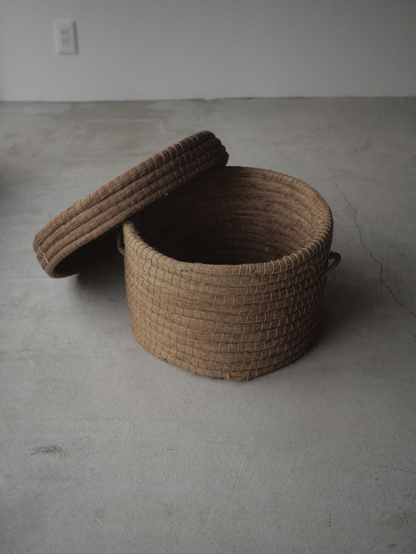 藁いずみ　お櫃入れ　いじこ　猫ちぐら　藁　かご　籠　古道具　アンティーク　民藝