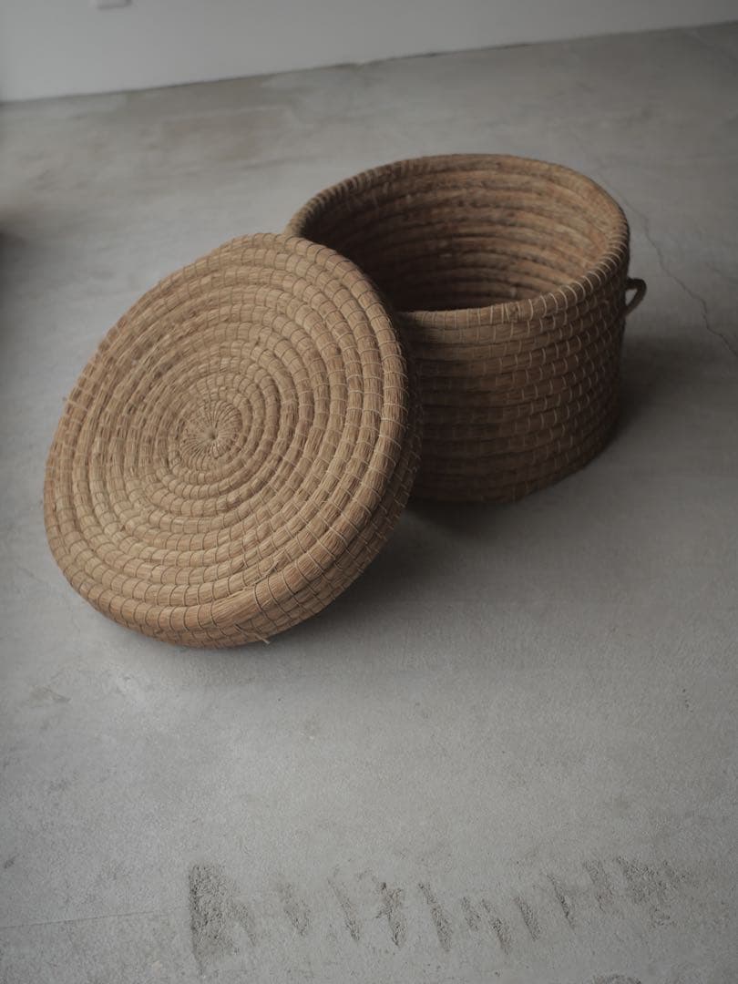 藁いずみ　お櫃入れ　いじこ　猫ちぐら　藁　かご　籠　古道具　アンティーク　民藝