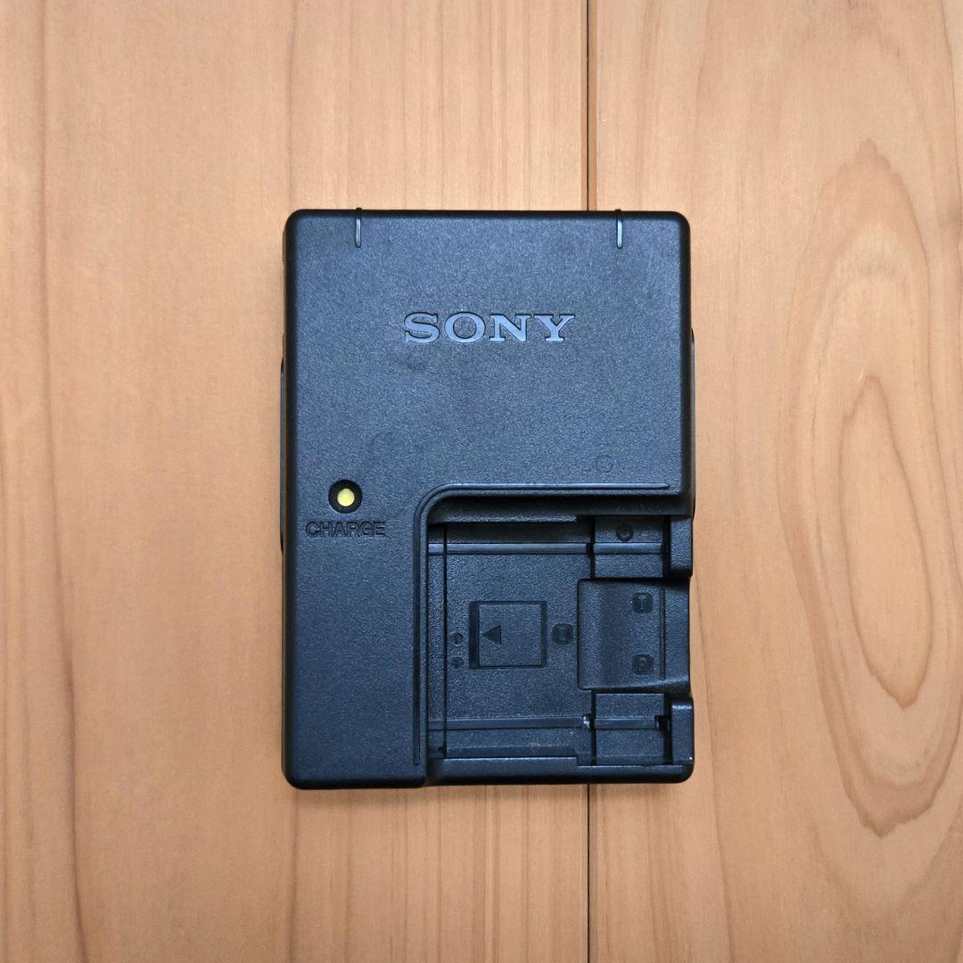 SONY Cyber-shot DSC-T30 レトロカメラ シルバー