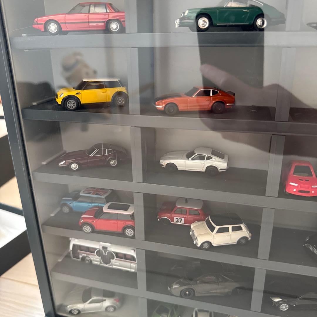 き*。様 TOMICA ミニカー 24台+αセット ディスプレイケース付き